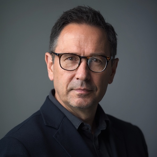 Martín Echevarría — mejores casinos online reviewer